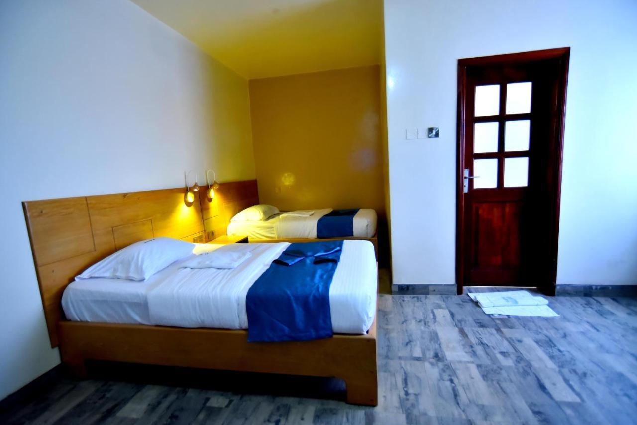 Victoria Mews Hotel Kampala Zewnętrze zdjęcie
