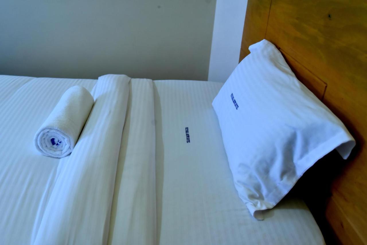 Victoria Mews Hotel Kampala Zewnętrze zdjęcie
